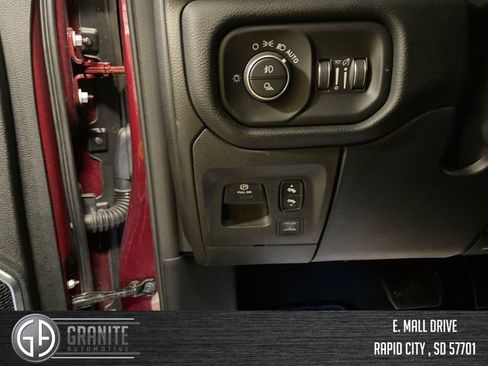 Used 2021 RAM 1500 Laramie image 32