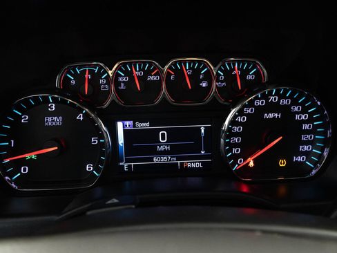 Used 2018 Chevrolet Silverado 1500 LT w/ All Star Edition AWD/4WD image 23