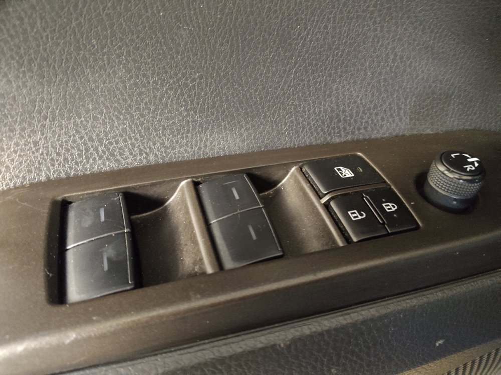 Used 2023 Toyota Camry LE FWD image 27