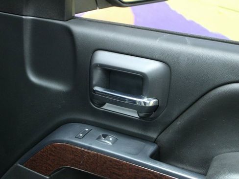 Used 2017 GMC Sierra 1500 SLE image 10