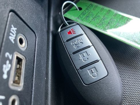 Used 2021 Nissan Sentra SV image 39