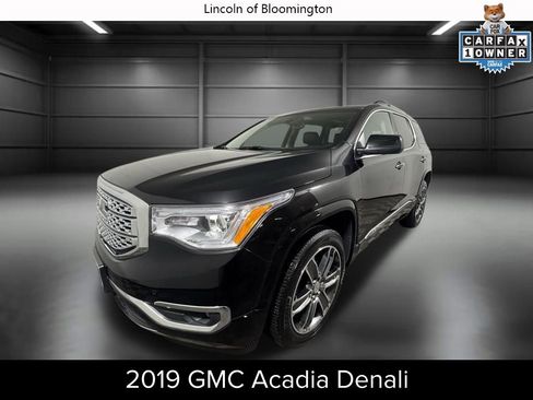 Used 2019 GMC Acadia Denali w/ Technology Package image 1