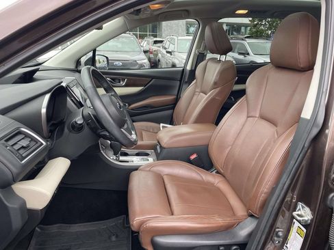 Used 2019 Subaru Ascent Touring w/ Popular Package #3 AWD/4WD image 9