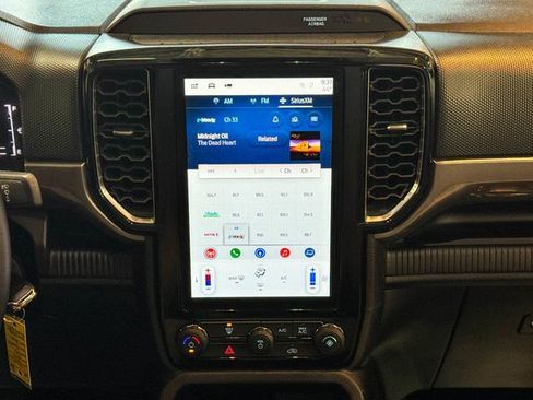 Used 2024 Ford Ranger XLT w/ Trailer Tow Package image 30