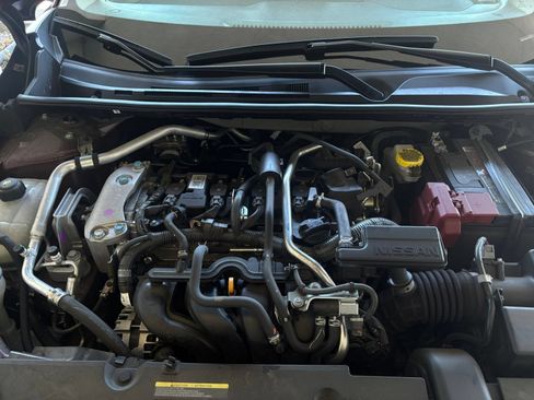 Used 2025 Nissan Sentra SV FWD image 33
