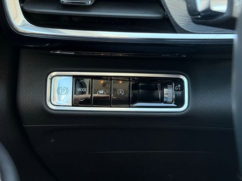 Used 2024 Buick Envision Preferred image 29