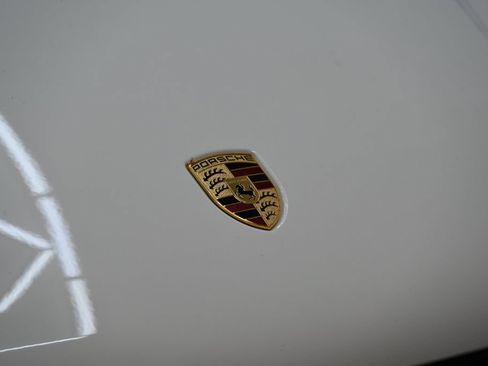 Used 2016 Porsche Macan Turbo w/ Premium Package Plus AWD/4WD image 11