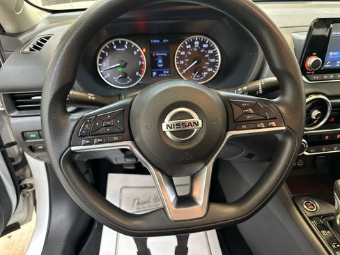 Certified 2022 Nissan Sentra S image 12