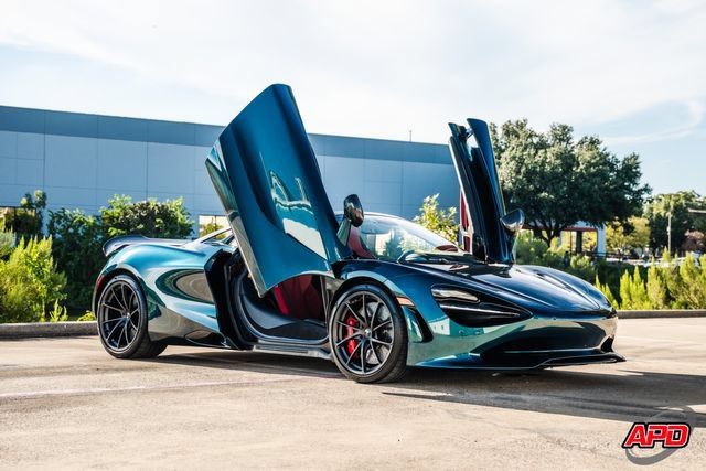 Used 2024 McLaren 750S Spider RWD image 11