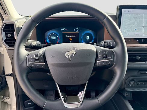 Used 2025 Ford Bronco Sport Outer Banks w/ Outer Banks Tech Package+ image 11