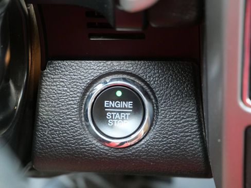 Used 2020 Ford F250 Lariat w/ Lariat Ultimate Package AWD/4WD image 32