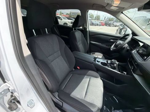 New 2026 Nissan Rogue SV w/ Cold Weather Package AWD/4WD image 20
