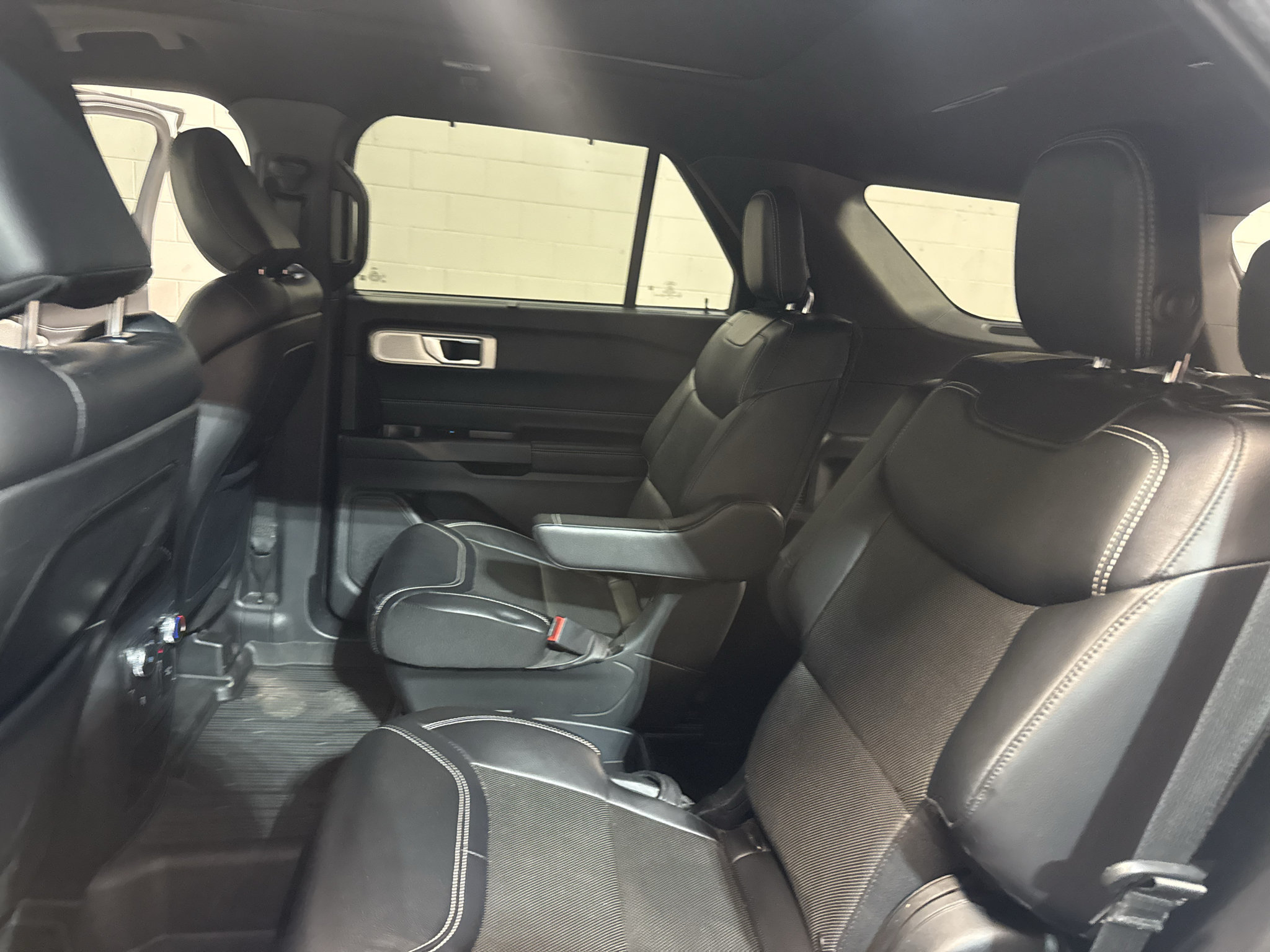 Used 2020 Ford Explorer ST w/ Premium Technology Package AWD/4WD image 23