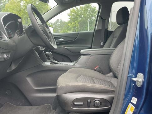 Used 2021 Chevrolet Equinox LT FWD image 16