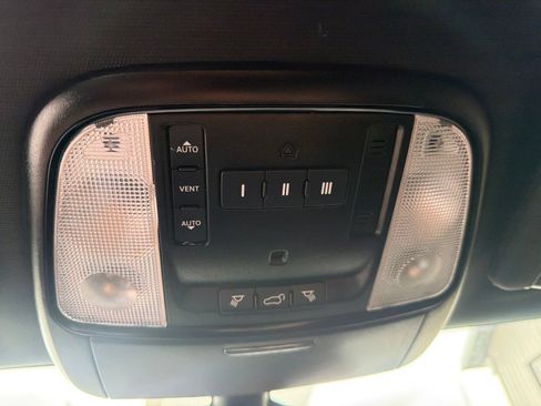 Used 2021 Dodge Durango R/T w/ Blacktop Package AWD/4WD image 21