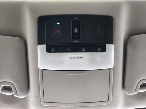 Used 2024 Nissan Altima 2.5 SV w/ SV Premium Package FWD image 27