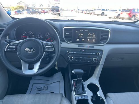 Used 2020 Kia Sportage LX image 14