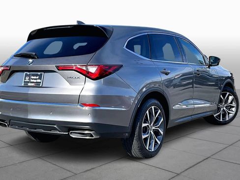 Used 2024 Acura MDX SH-AWD w/ Technology Package image 12