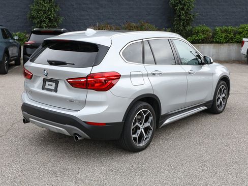 Used 2018 BMW X1 xDrive28i w/ Convenience Package AWD/4WD image 6