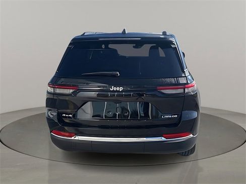 New 2025 Jeep Grand Cherokee Laredo X w/ Luxury Tech Group I image 4