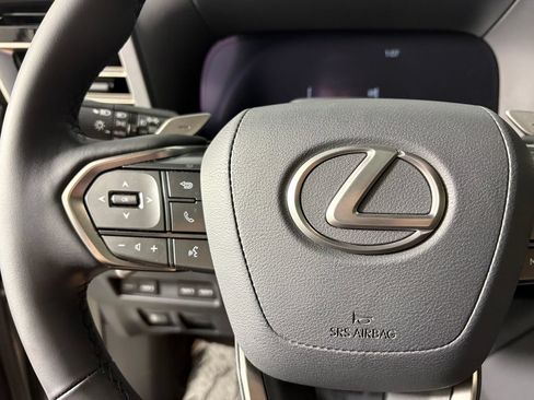 Used 2025 Lexus GX 550 w/ Accessory Package (CT) AWD/4WD image 23