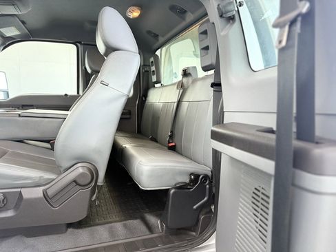 Used 2016 Ford F250 XL w/ Power Equipment Group image 42