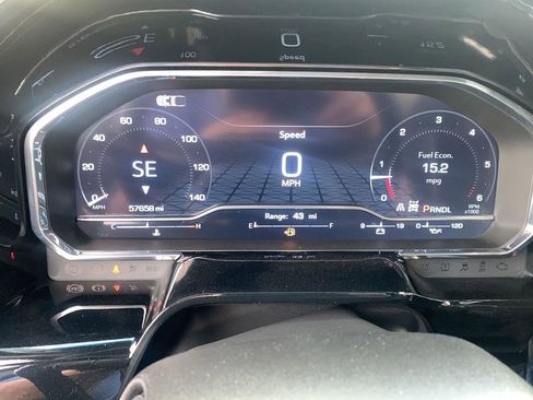 Used 2024 GMC Sierra 1500 SLE image 7