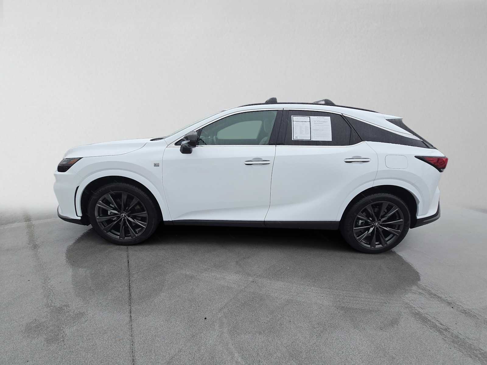 Used 2025 Lexus RX 350h w/ Convenience Package AWD/4WD image 6