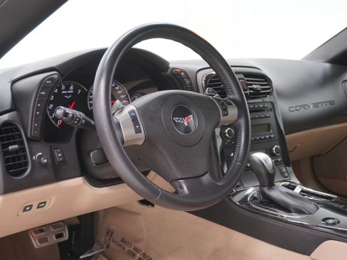 Used 2011 Chevrolet Corvette Grand Sport w/ Preferred Equipment Group image 13