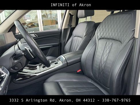 Used 2023 BMW X7 xDrive40i image 48