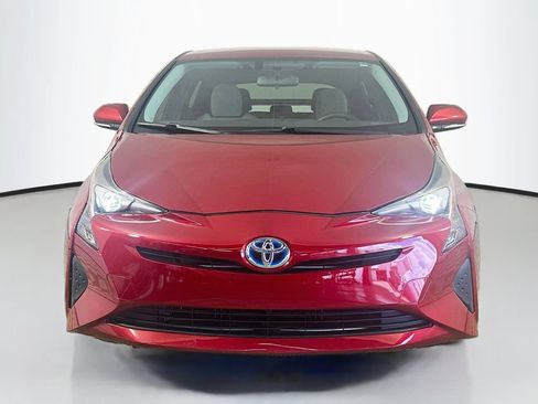 Used 2016 Toyota Prius Two FWD image 2