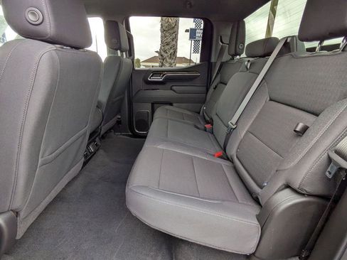 Used 2025 GMC Sierra 1500 Elevation image 14