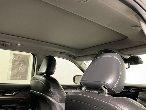 Used 2022 Jeep Grand Cherokee Limited AWD/4WD image 3