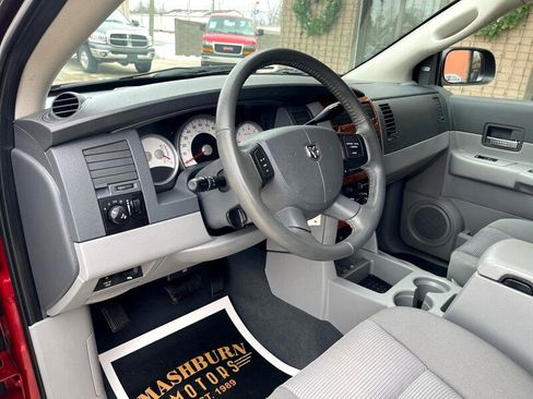 Used 2008 Dodge Durango SLT w/ Technology Group II image 26