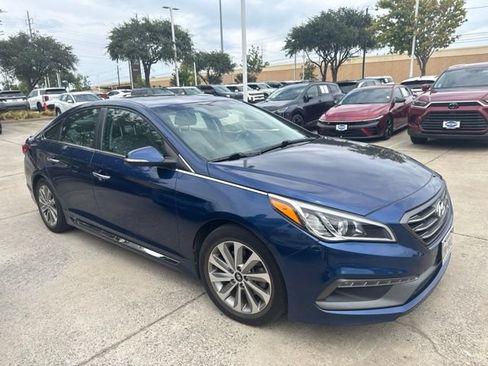 Used 2017 Hyundai Sonata Sport w/ Value Edition Package 02 FWD image 4
