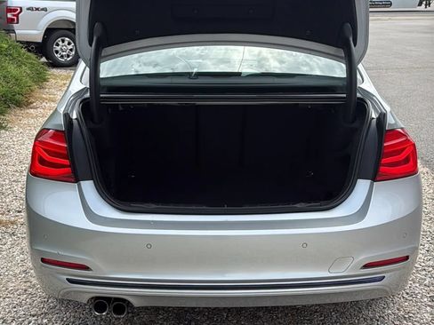 Used 2016 BMW 328i Sedan RWD image 9