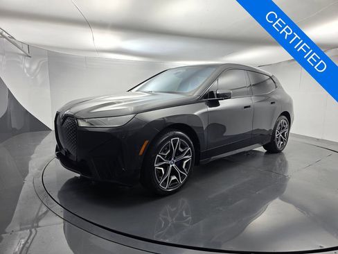 Used 2024 BMW iX xDrive50 w/ Sport Package AWD/4WD image 8