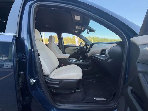 Used 2022 Chevrolet Traverse LS w/ LPO, Floor Liner Package image 18