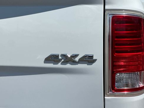 Used 2015 RAM 1500 Laramie w/ Convenience Group AWD/4WD image 31