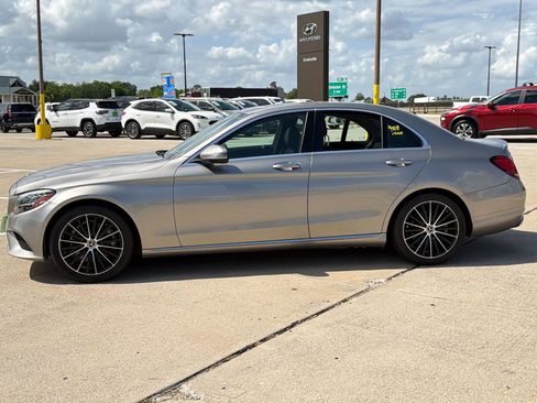 Used 2019 Mercedes-Benz C 300 Sedan image 2