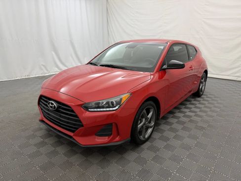 Used 2019 Hyundai Veloster 2.0 FWD image 2