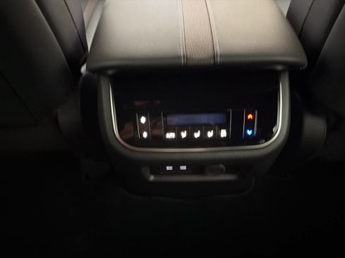 New 2026 Nissan Armada SL w/ Captain's Chari Seat Package AWD/4WD image 22
