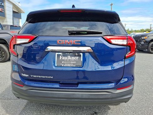 Certified 2022 GMC Terrain SLE image 5