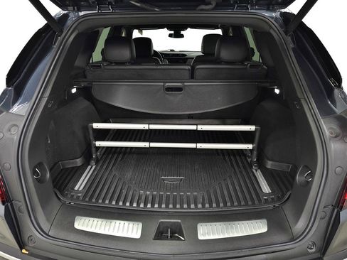 Used 2021 Cadillac XT5 Premium Luxury image 7