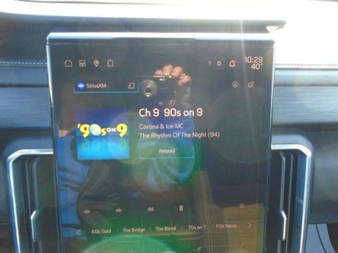 Certified 2025 GMC Acadia Elevation image 12