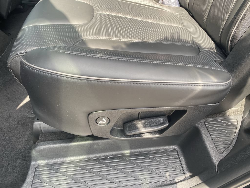 Used 2024 Hyundai Palisade Calligraphy FWD image 31