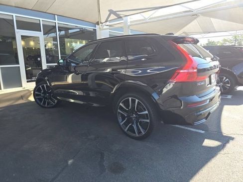 Certified 2024 Volvo XC60 B5 Ultimate w/ Protection Package Premier AWD/4WD image 5