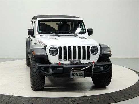 Used 2018 Jeep Wrangler Unlimited Rubicon image 2