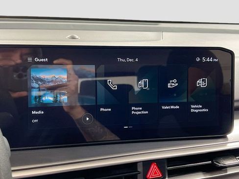 Certified 2024 Kia Sorento LX image 14