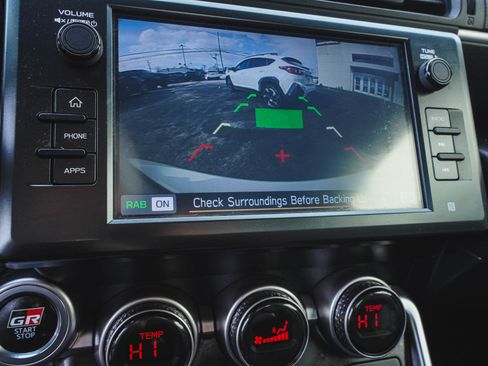 Used 2022 Toyota GR86 image 14